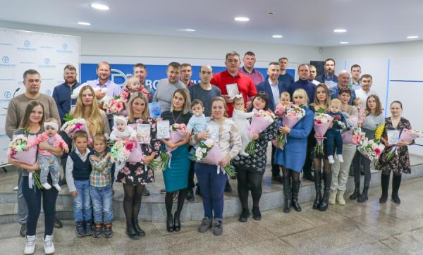 Фото: АО «Восточный Порт» |  В АО «Восточный Порт» отметили праздник, посвященный Дню матери