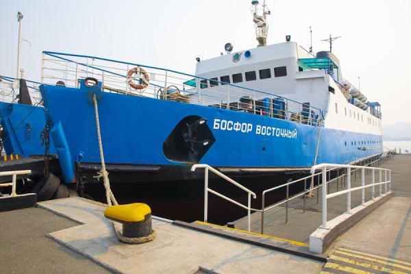 фото: vlc.ru |  На остров Попова снова ходит паром