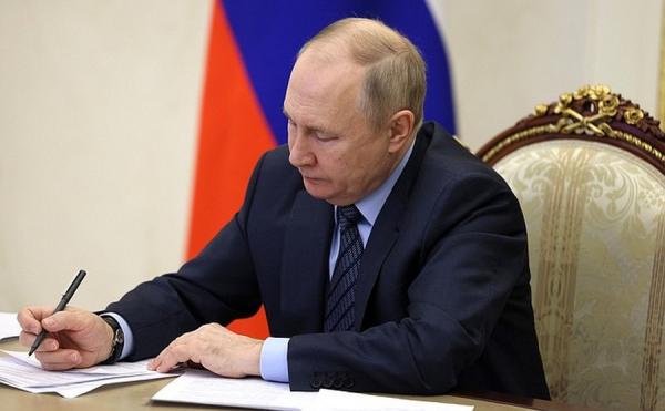 фото: kremlin.ru |  Путин подписал важный закон для оловянной промышленности Дальнего Востока
