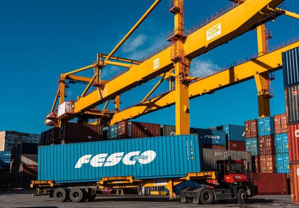 фото: пресс-служба FESCO |  По итогам 2022 года ВМТП снова стал лидером России по контейнерообороту