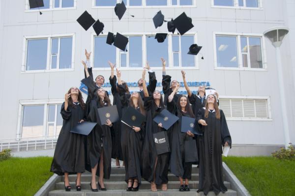 Фото: ДВФУ |  Зачем поступать в магистратуру ДВФУ, когда есть диплом бакалавра?