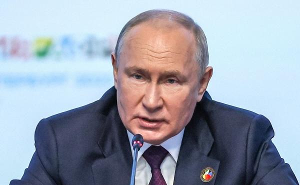 фото: kremlin.ru |  Путин взял ноту к грядущему Восточному экономическому форуму