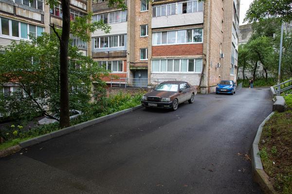фото: А. Котлярова/vlc.ru |  Благоустроенных дворов во Владивостоке стало больше