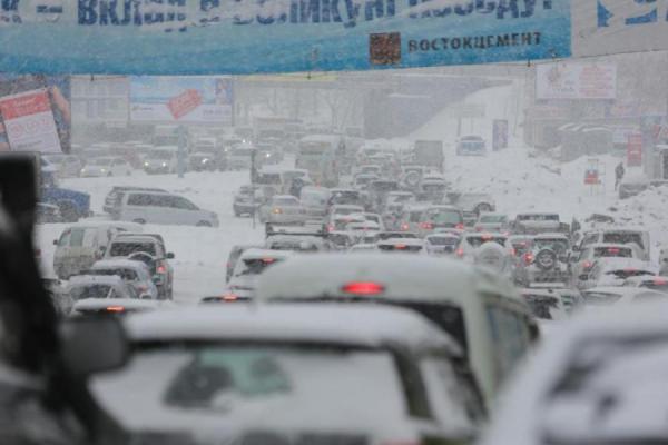 Сильный обложной снегопад обрушится на Владивосток. Названа дата удара стихии