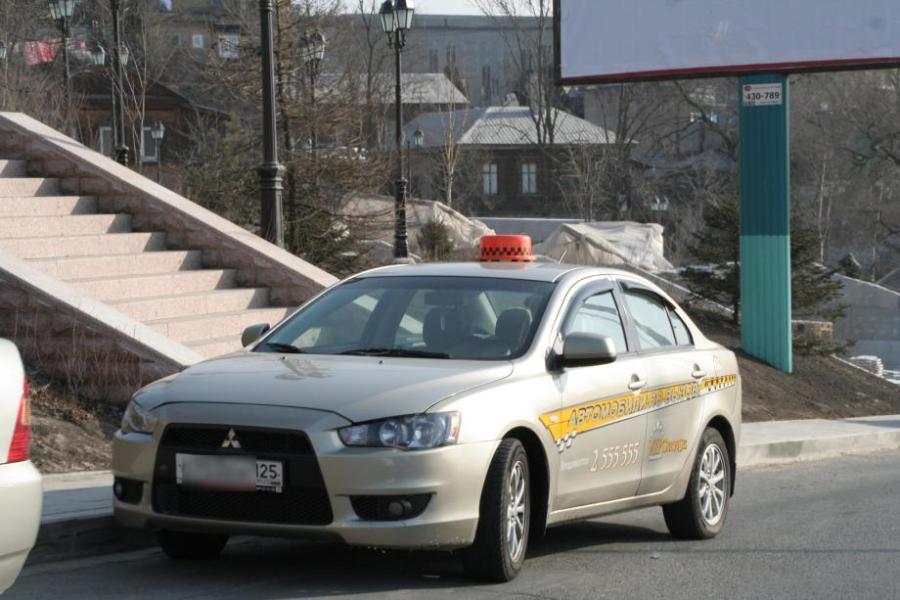 Во Владивостоке время ожидания такси и стоимость поездки увеличились. И будет еще хуже?