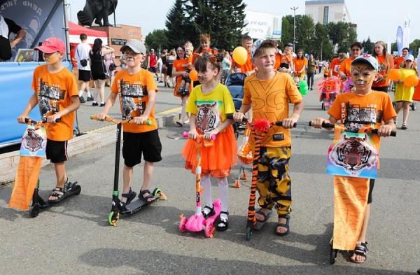 adm-ussuriisk |  Ярмарка, шествие, вручение наград: День тигра отметили в Приморье