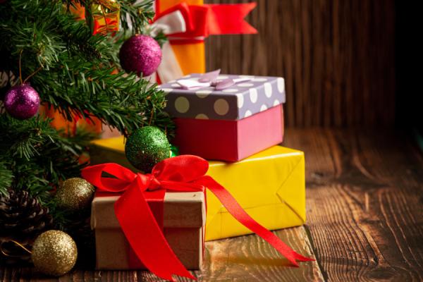 фото: freepik.com |  Россиянам помогут купить новогодние подарки