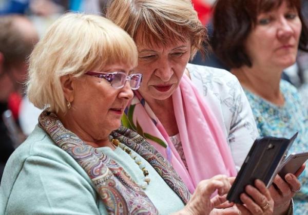 фото: KONKURENT.RU |  Россиянам сказали, каким женщинам разрешен досрочный выход на пенсию в 2024 году