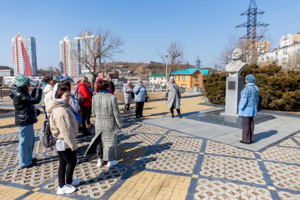 пресс-служба FESCO |  Прогулки с Анной Щетининой: новый туристический маршрут появился во Владивостоке