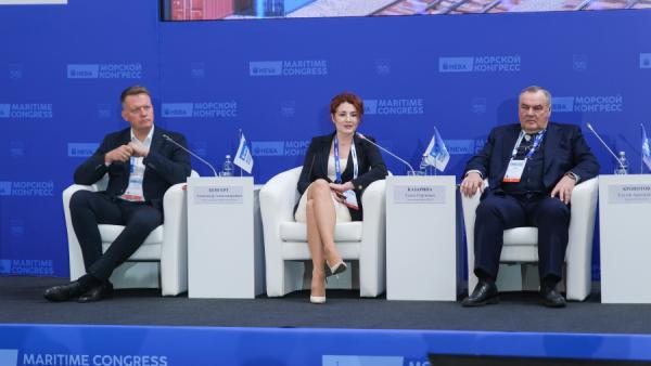 пресс-служба FESCO |  FESCO анонсировала программу развития флота и портовых мощностей на «Морском конгрессе – Дальний Восток»