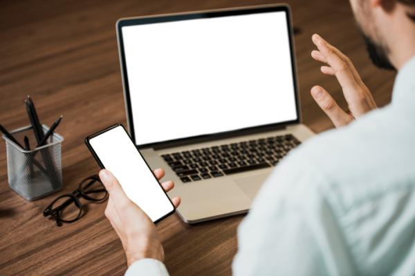 Фото: freepik.com |  Все – власти поставили параллельный крест на продукции HP и Fujitsu