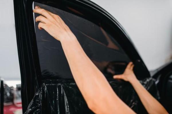 Фото: freepik.com |  Водителей выведут из тени. Штраф за тонировку могут увеличить до 3 000 рублей