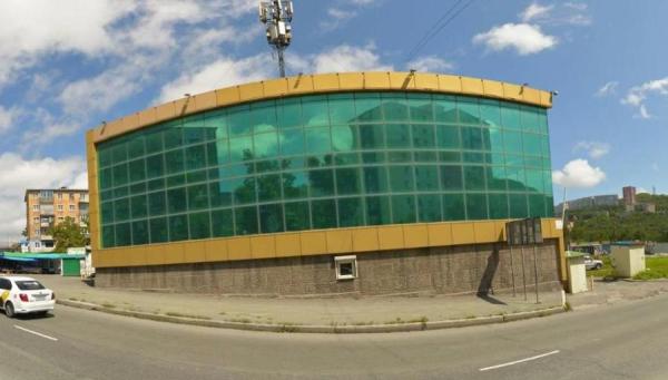 фото: яндекс.карты |  Во Владивостоке снесут торговый центр «Самоцвет». Решение принято по иску мэрии