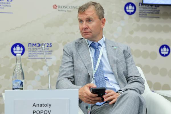 фото: фотобанк Росконгресса |  Сбер поможет предпринимателю заключить контракт с государством