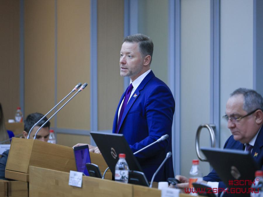 Антон Волошко: «Вся наша законотворческая деятельность — реализация курса руководства страны»