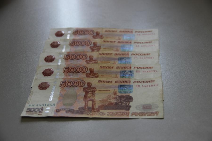 Деньги выдают прямо наличными. Ситуация с кредитами развернулась на 180 градусов