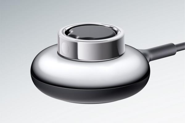 фото: пресс-служба Сбербанка |  Умное кольцо Sber поступило в продажу