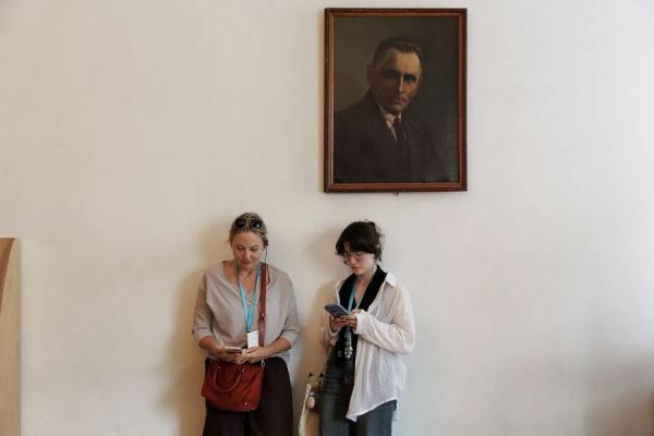 Государственный объединённый музей-заповедник истории Дальнего Востока им. В.К. Арсеньева |  Цифровой подарок к юбилею: в Музее истории Дальнего Востока появился бесплатный Wi-Fi от «Ростелекома»