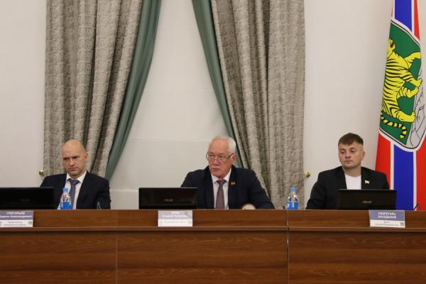 фото: Дума Владивостока |  Расходы бюджета Владивостока увеличены на 53 млн рублей