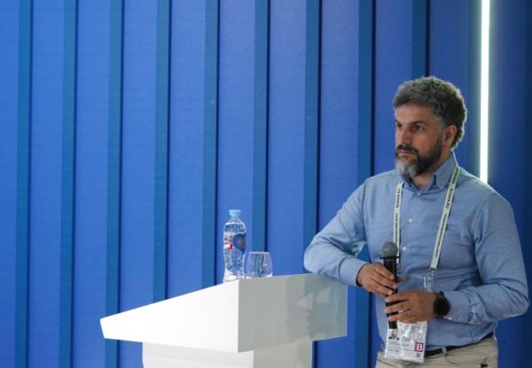 primorsky.ru |  Антон Глушков: «Мы говорим не о точечной застройке, а о качественном жилье XXI века»