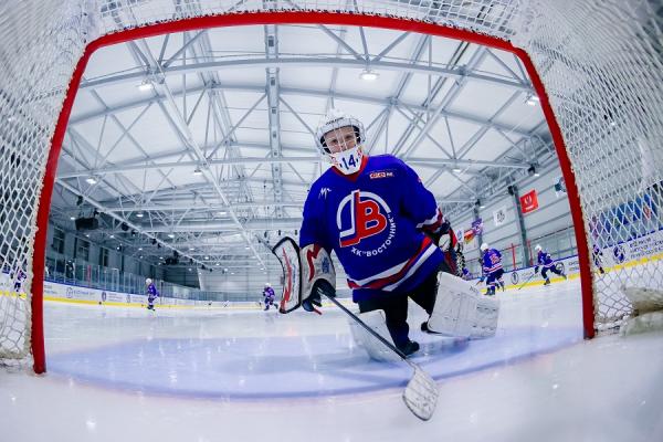 пресс-служба АО «Восточный Порт» |  В октябре «восточники» побеждали в теннисе, тхэквондо и хоккее