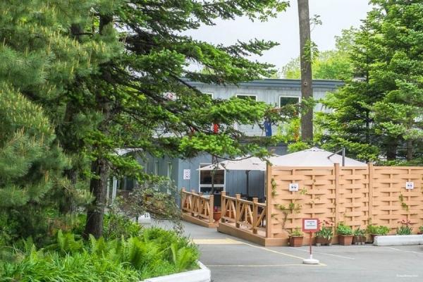 Росимущество не поделило с бизнесменом снесенную в пригороде Владивостока гостиницу