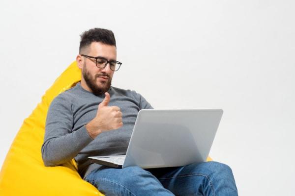 Фото: freepik.com |  Самозанятые получат право на больничный. Госдума одобрила эксперимент