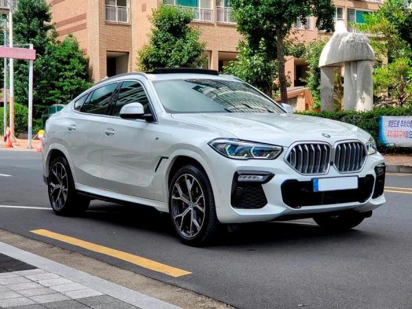 фото с аукциона в Южной Кореи |  Дело о доплате за BMW: ВС РФ защитил автовладельца от произвола таможни