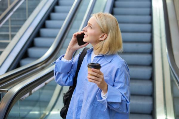 Фото: freepik.com |  Прилетели из Китая во Владивосток, а сим-карта заблокирована? Есть способы изменить это