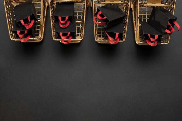 Фото: freepik.com |  Трансформация «черной пятницы»: краски сгущаются