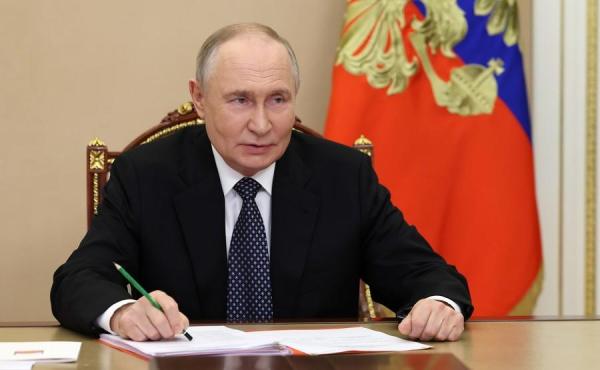 фото: kremlin.ru |  Вот и все. Путин отменил визы для жителей Китая