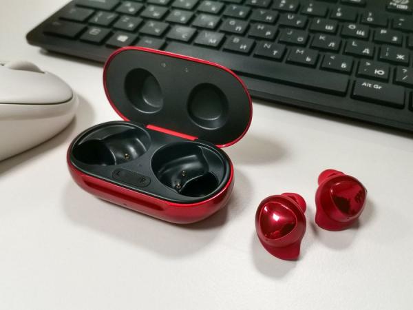 МТС |  Хитом «черной пятницы» в Приморье стали наушники