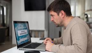 Заблокированные и униженные. Как бизнесмены теряют контроль над банковскими счетами