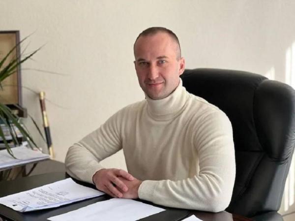 Экс-депутат, обвиняемый в контрабанде леса, пойман в Таиланде с поддельным паспортом