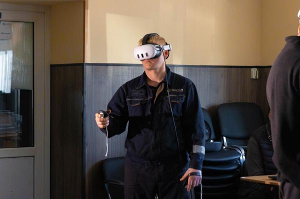 ВМТП внедряет VR для обучения портовиков