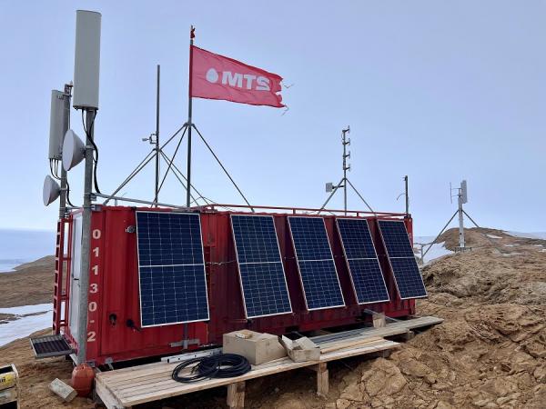 Мобильная связь в Антарктиде: «голос» и интернет появились в важном логистическом центре РАЭ