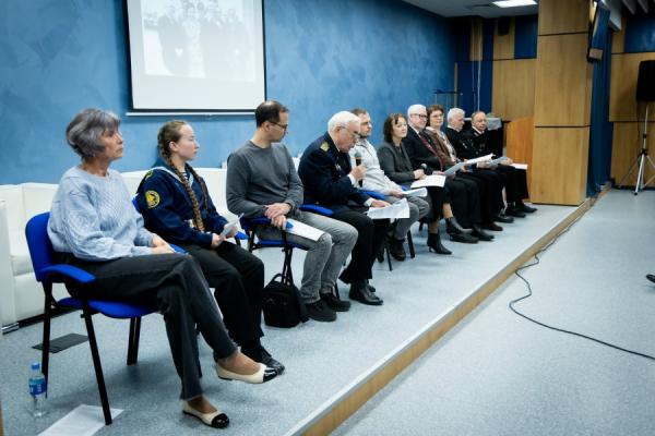 FESCO выпустит первую полную биографию легендарного капитана Анны Щетининой