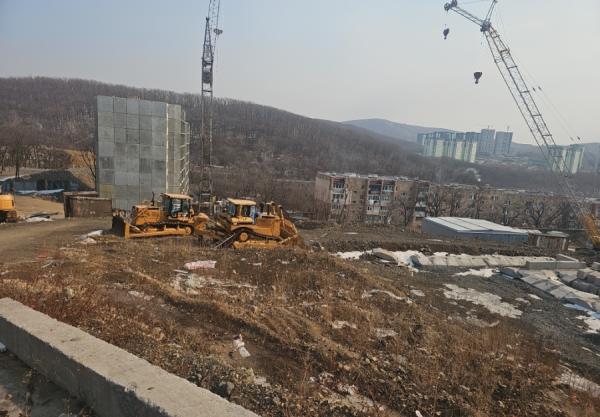 У крупного во Владивостоке застройщика обнаружили признаки несостоятельности