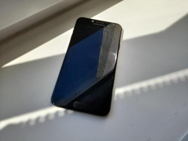 Россияне с импортными смартфонами могут остаться без 5G-сетей