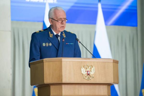 Генпрокурор послал сигнал нечистым мздоимцам по всей стране