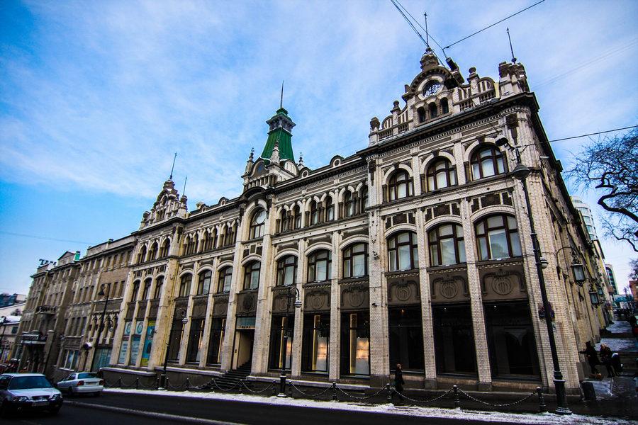 Фото: KONKURENT |  «Владивостокский ГУМ» никак не может пережить уход Zara