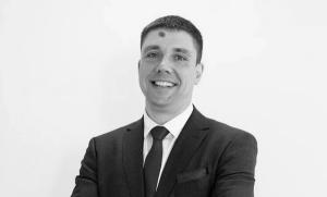 Flowers – нельзя, «Распродажа» – обязательно: как работать с новыми языковыми правилами