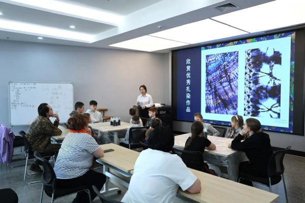 Юные экологи из Приморья побывали с образовательной поездкой в Китае