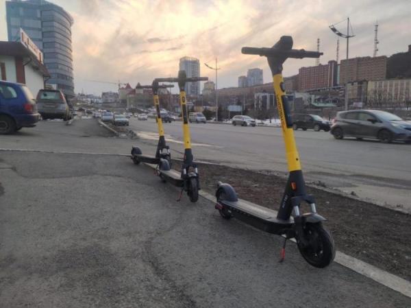 Конец дорожного хаоса: электросамокаты и велосипеды курьеров обяжут захотели взять под строгий контроль