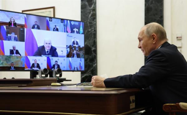 Путин все объяснил. Почему в России ограничивают мобильный интернет