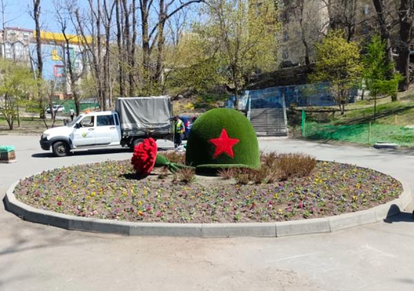 Цветы Победы: как Владивосток готовится к 9 Мая