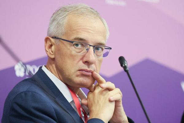 Глава DNS жестко разнес деление ретейла на онлайн и офлайн